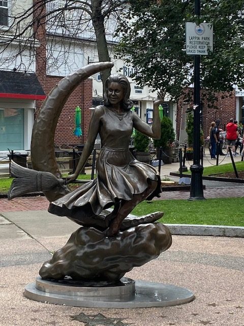 Bewitched statue in Salem, Massachusetts